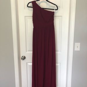 ✨ Burgundy One Strap Maxi Dress